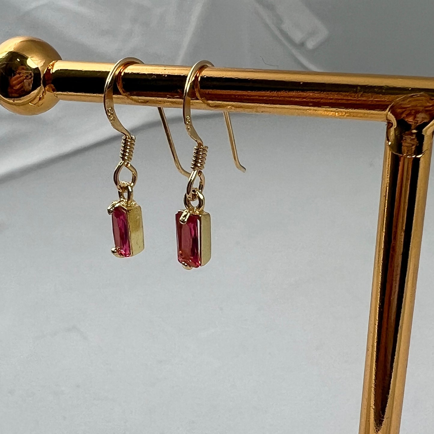 18K Gold Crystal Earring Pink