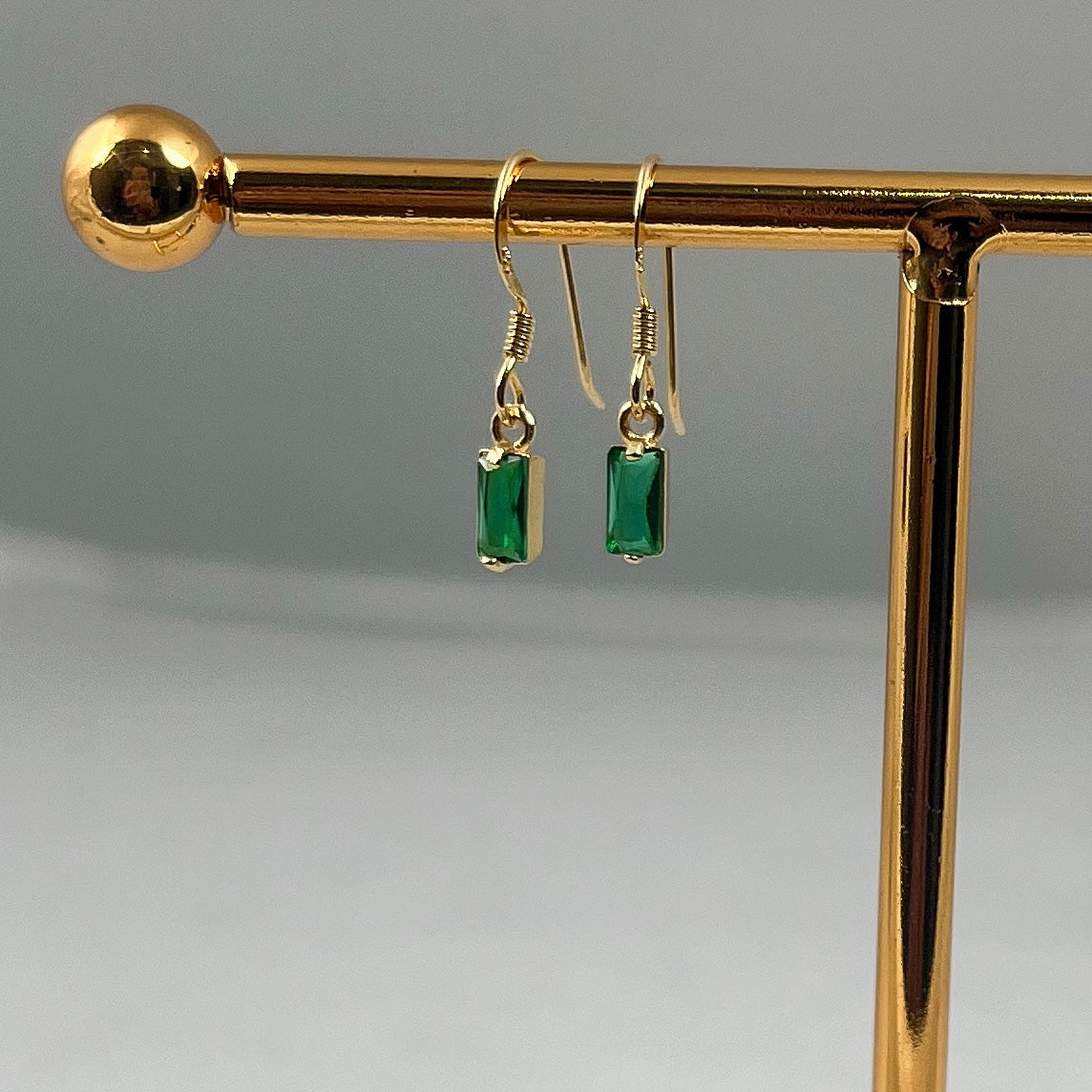 18K Gold Crystal Earring Green
