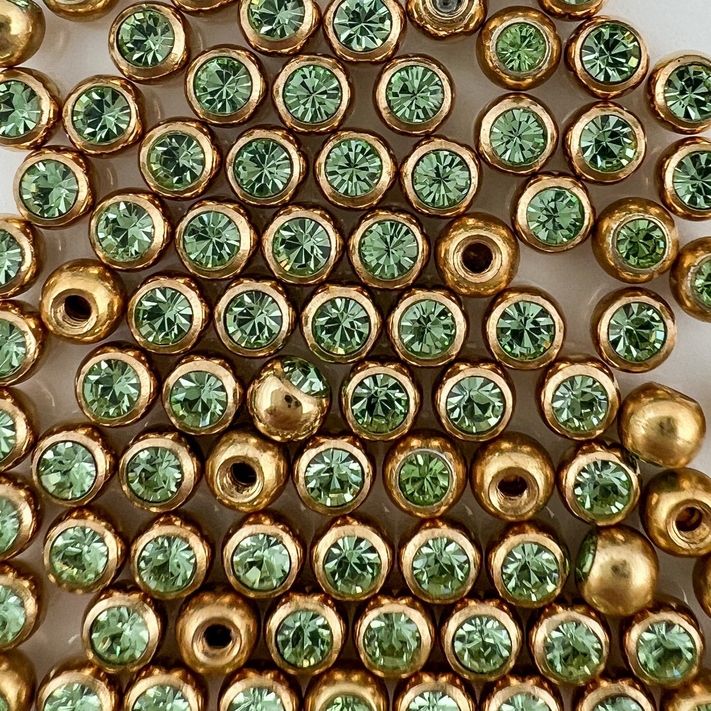 Peridot Gold Round 16 Gauge